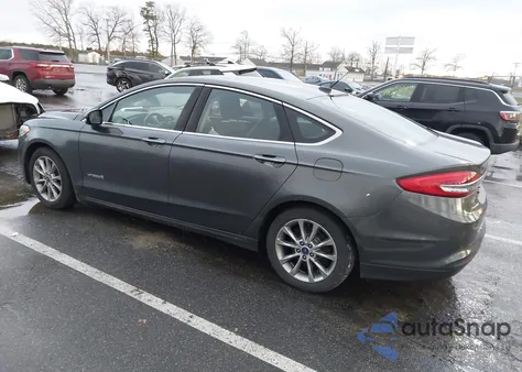 2017 Ford Fusion Hybrid Se z USA, uszkodzony, nr VIN 3FA6P0LU0HR288012